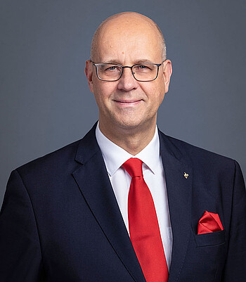 Portrait Michael Kramp - Vorstand für Kommunikation