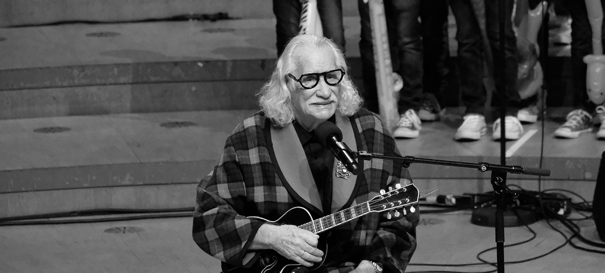 Kondolenzbuch für die Karnevalslegende Hans Süper im Gürzenich Kölner